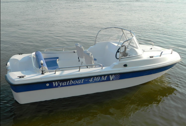Wyatboat-430M (тримаран)